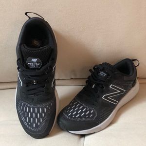 NEW New Balance Women's 840 V4 Running Shoe